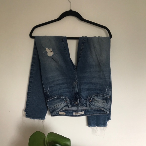 Distressed Boyfriend Jeans - Picture 1 of 4